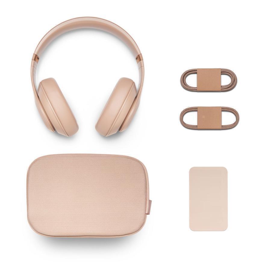 Наушники Beats Studio Pro Луна
