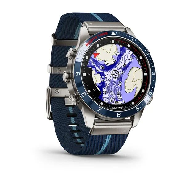Garmin MARQ Captain Gen 2 с Полосатым Нейлоновым Ремешком (010-02648-11)